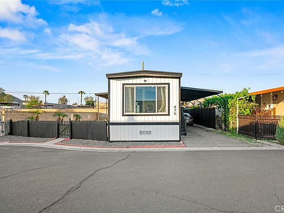 3rd image of 3825 Crestmore Rd #3825