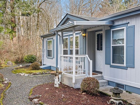 3rd image of 12401 152nd Street Ct E #55
