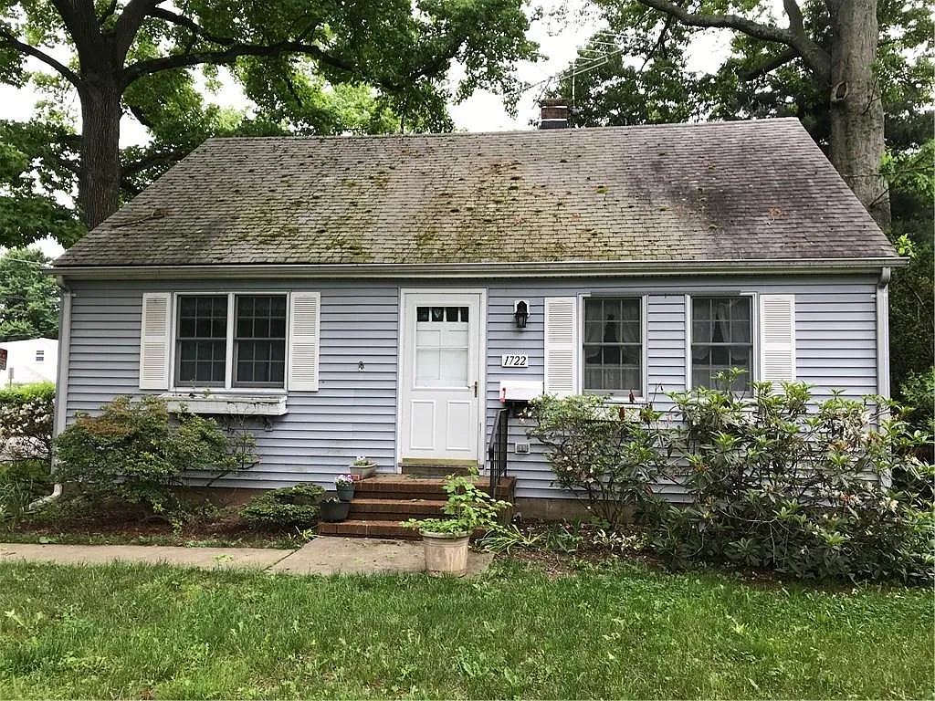 1722 Woodland Ave photo 1