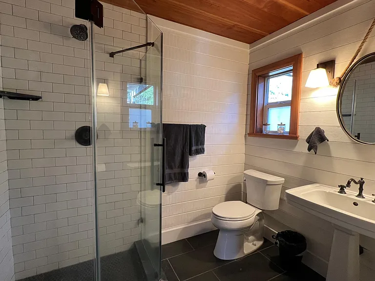 129 Rose Ln — Photo 17