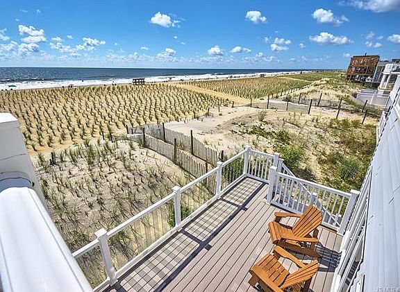 4020491_1