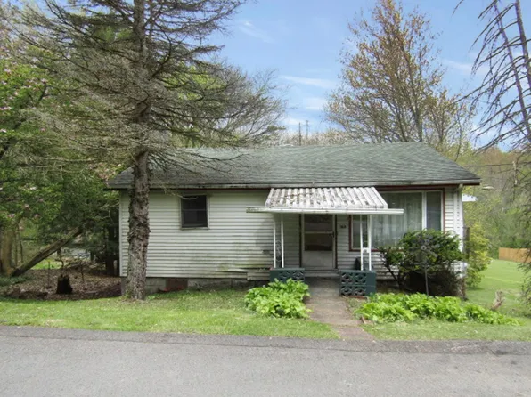 164 Ice House Rd, Latrobe, PA 15650