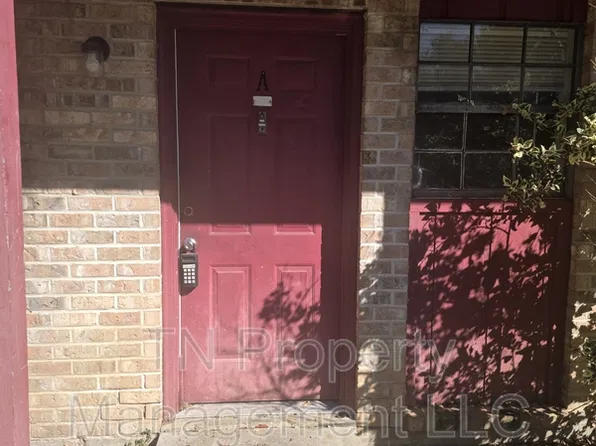 203 Rue Royale APT A, Lafayette, LA 70507
