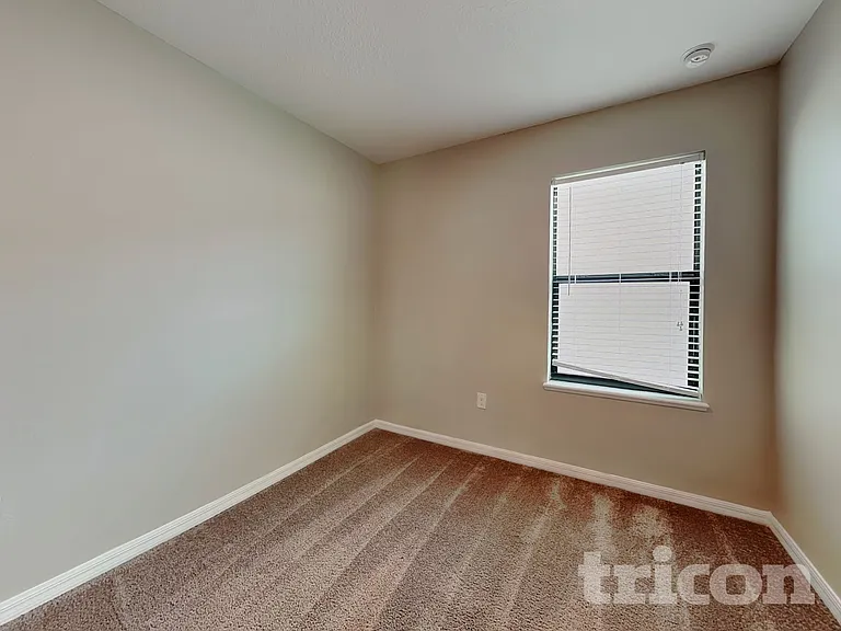 4648 Lindever Ln — Photo 10