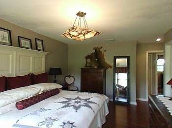 4th image of 3701 Wren Ln