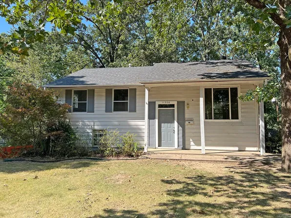 11206 Birchwood Dr, Little Rock, AR 72211