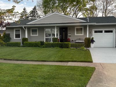 1057 Carpenter Ct, Elk Grove Village, IL, 60007