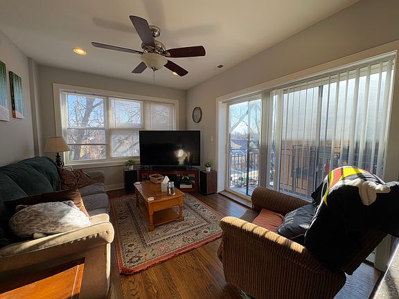 3rd image of 4230 N Whipple St APT 3W