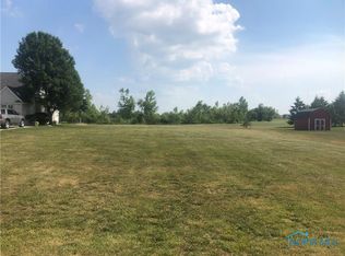 5324 Bay Shore Rd, Oregon, OH 43616