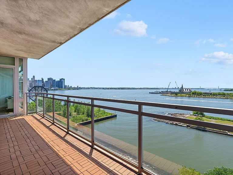 25 Hudson St #805 — Photo 32