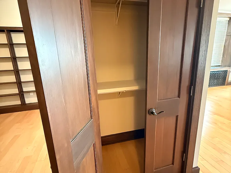 City Club Apartments — Photo 6