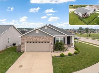 202 Wingate Blvd, Belleville, IL 62221