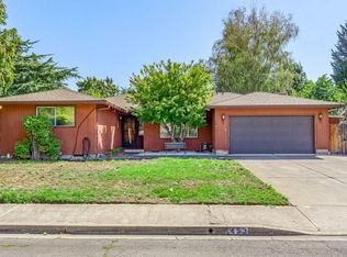 453 Bowmont Cir, Medford, OR 97504