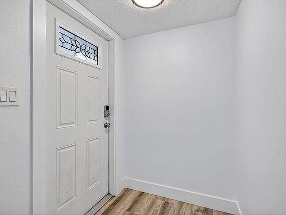 5th image of 5207 SW 91st Terrace