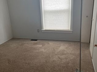 2240 Steeplechase Dr, Ann Arbor, MI 48103