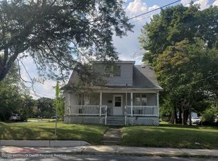 65 Main St, Englishtown, NJ 07726