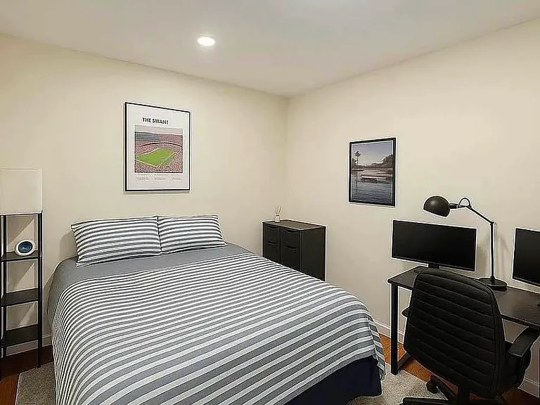 525 E 81st St #2G — Photo 3