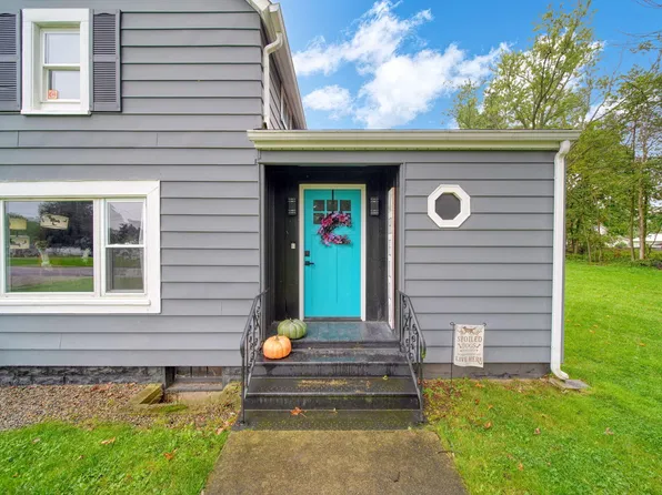 865 Winifred St, Jackson, MI 49202