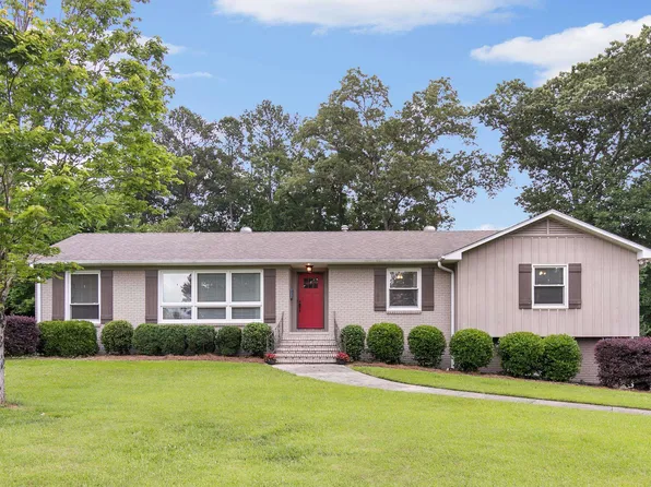 2715 Lakeland Trl, Birmingham, AL 35243