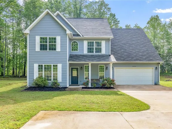 5652 Burruss Rd, Cumming, GA 30028