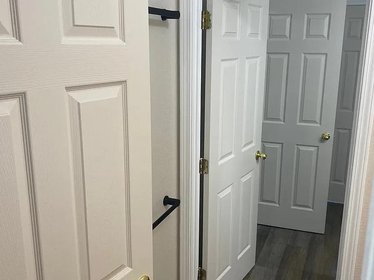 4866 Richmond Dr — Photo 20