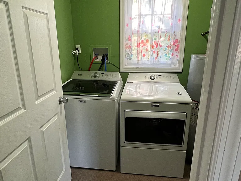 1205 Millard St — Photo 12