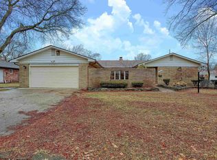 11161 Erdmann Rd, Sterling Heights, MI 48314