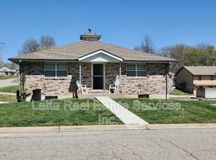 406 W 31st St #101-B, Higginsville, MO 64037