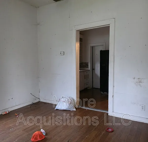 1410 E Chaffin St — Photo 5