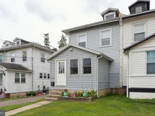 808 Summit Ave, Prospect Park, PA 19076