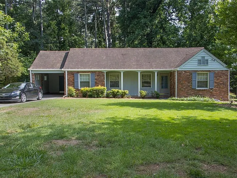 3197 Alberta Ln — Photo 2