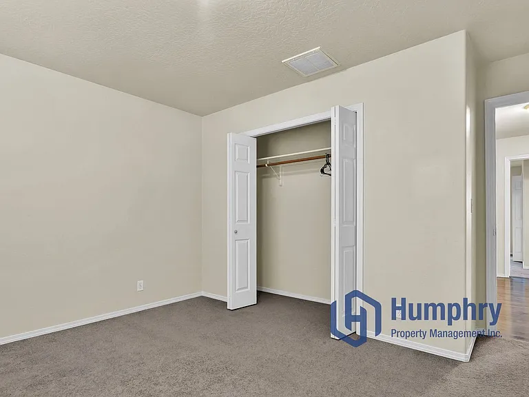 3956 E Granger Dr — Photo 35
