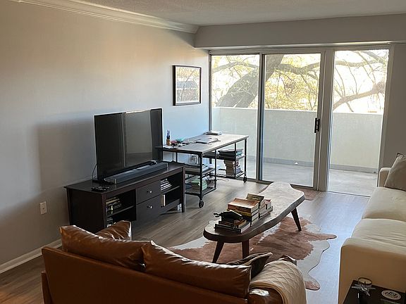 4th image of 700 7th St SW APT 311
