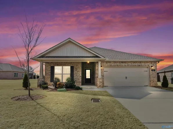 204 Joan Cir, Harvest, AL 35749