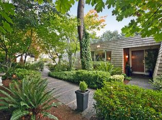 10670 NW Annette Ct, Portland, OR 97229