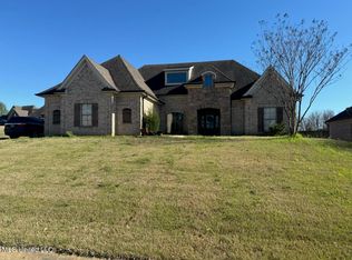 137 Cobblestone Ln, Hernando, MS 38632