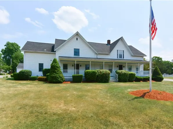 3 Pleasant St, Seekonk, MA 02771