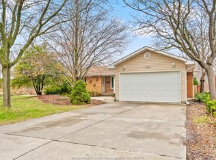3055 Lauzon Rd, Windsor, ON N8T 2Z7