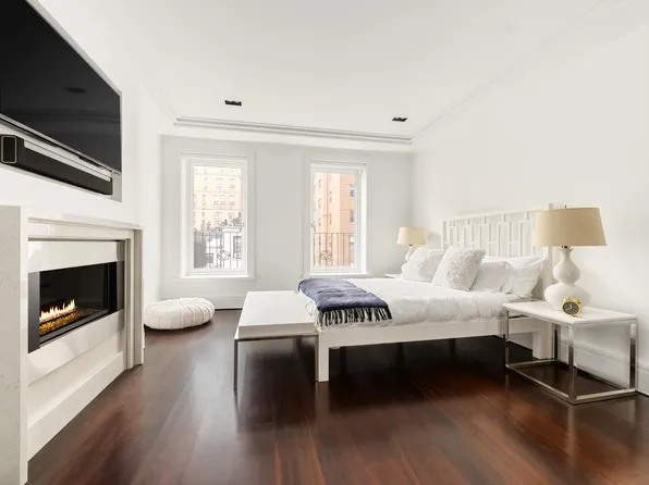 46 East 66th Street image 29 of 44