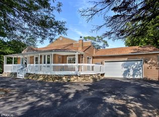 4227 Florence Ave, Downers Grove, IL 60515