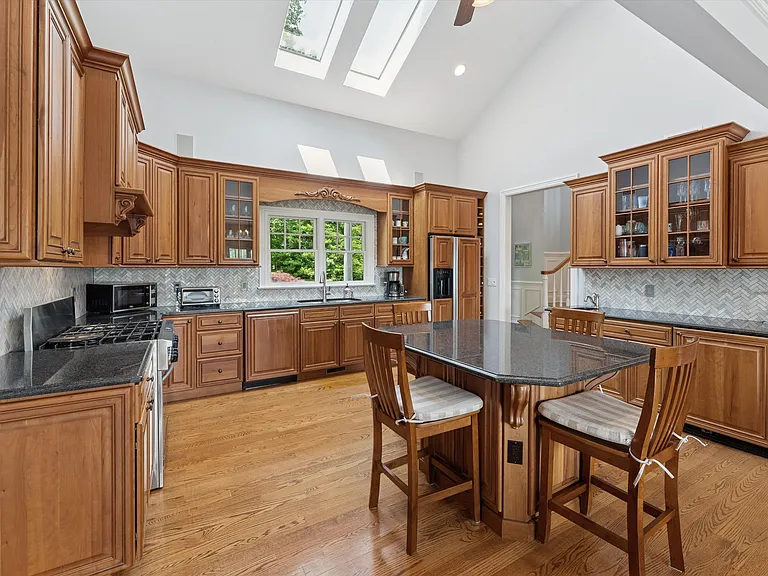40 Overlook Dr — Photo 5