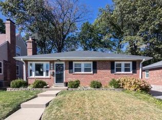 931 Briarton Dr, Saint Louis, MO 63126