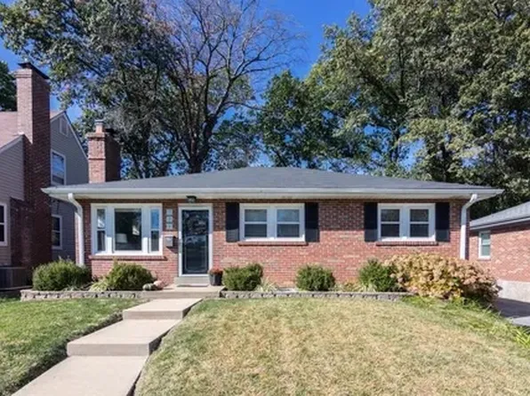 931 Briarton Dr, Saint Louis, MO 63126