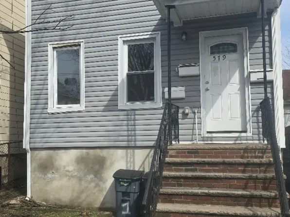 579 Beach St, Orange, NJ 07050
