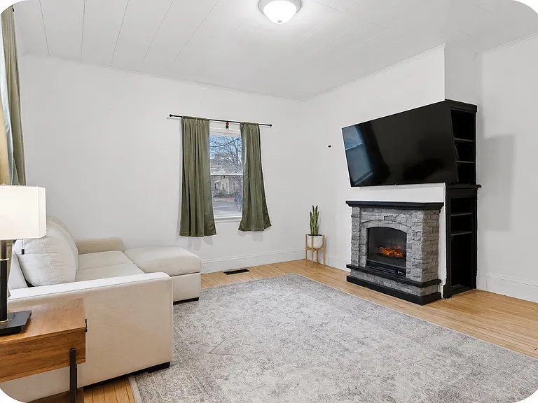 34 Revere St #1 — Photo 10