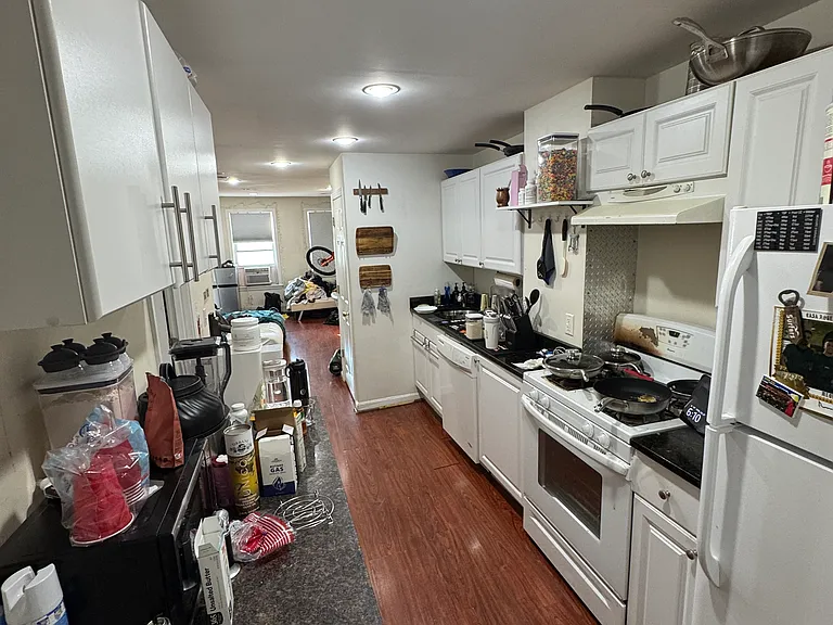 229 London St #3 — Photo 3