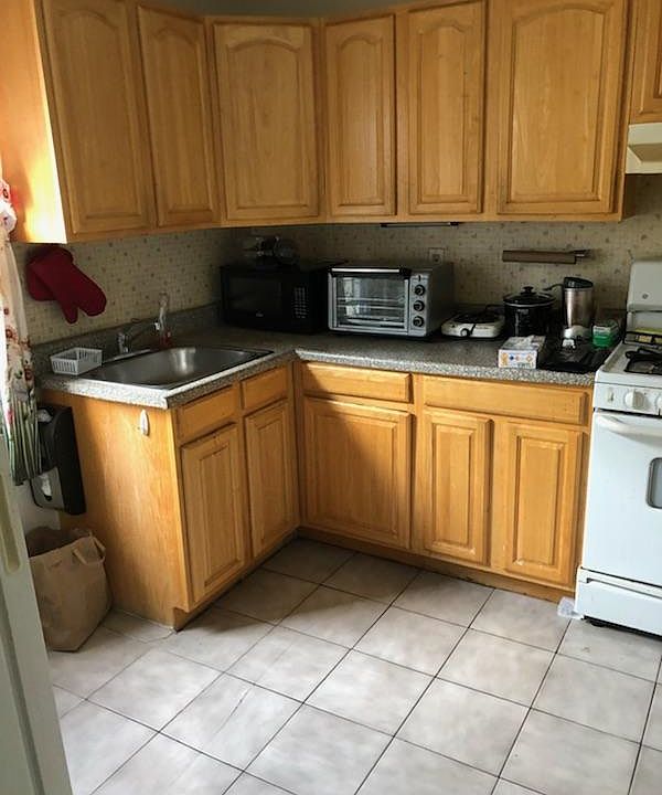 2nd image of 11208 210th St #2nd