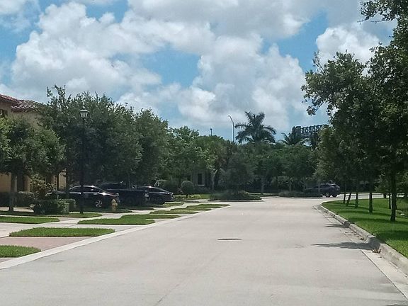 5th image of 4845 NW 55th Pl