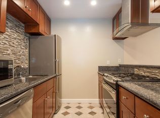 2411 Prospect Ave APT 224, Hermosa Beach, CA 90254