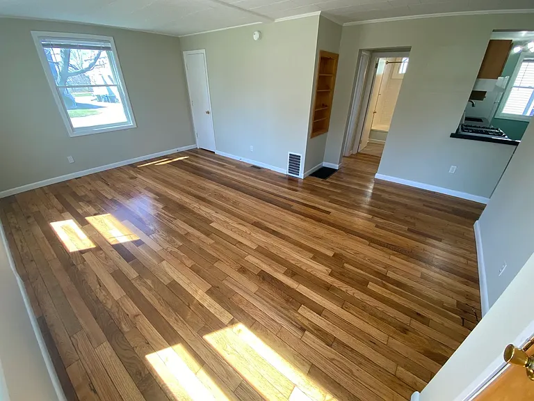 98 Margaret St #B — Photo 9